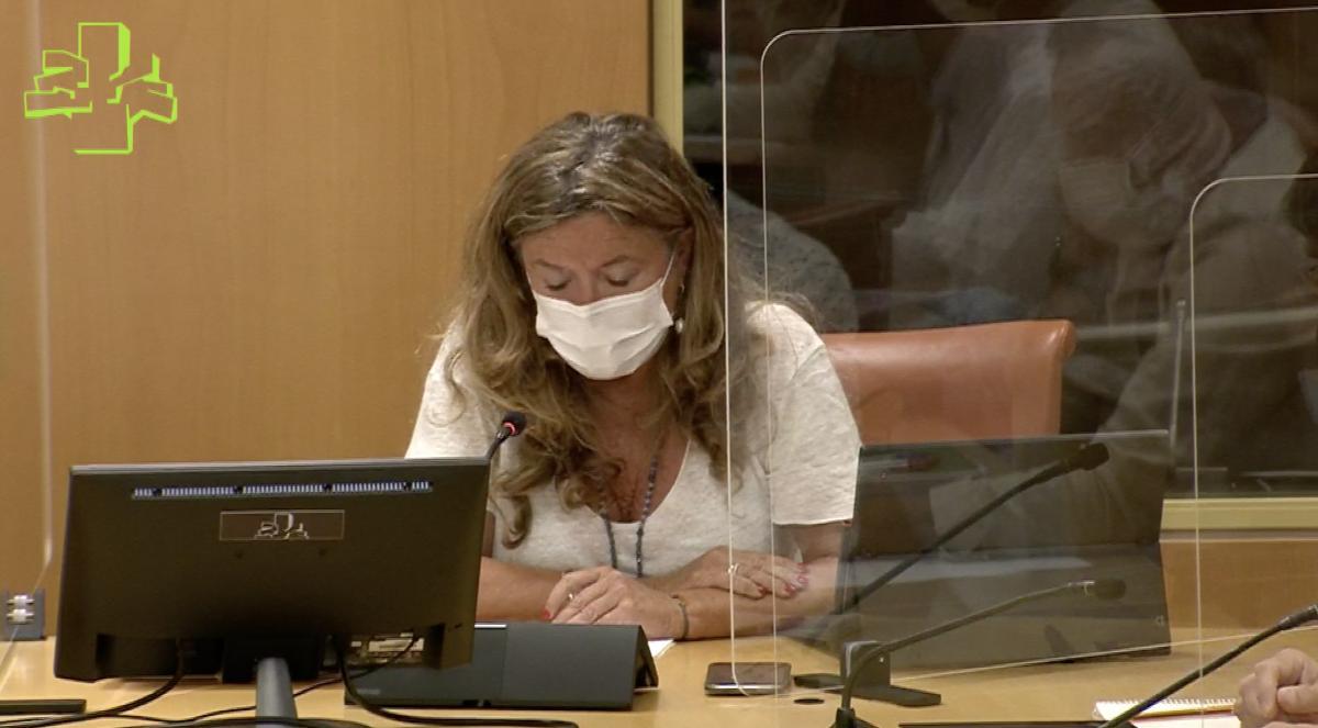 La consejera de Salud Gotzone Sagarduy en una comparecencia en el Parlamento Vasco.
