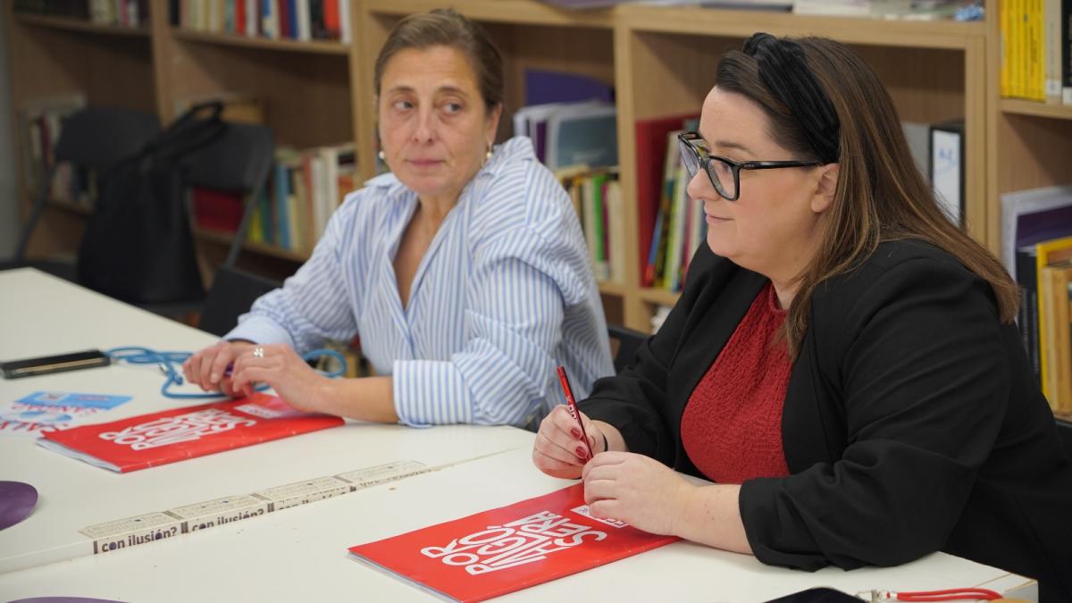 Arantxa Cossio y Rosa Mantecn