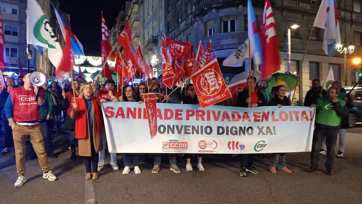 Manifestacin en Vigo do sector da sanidade privada para esixir un convenio provincial digno