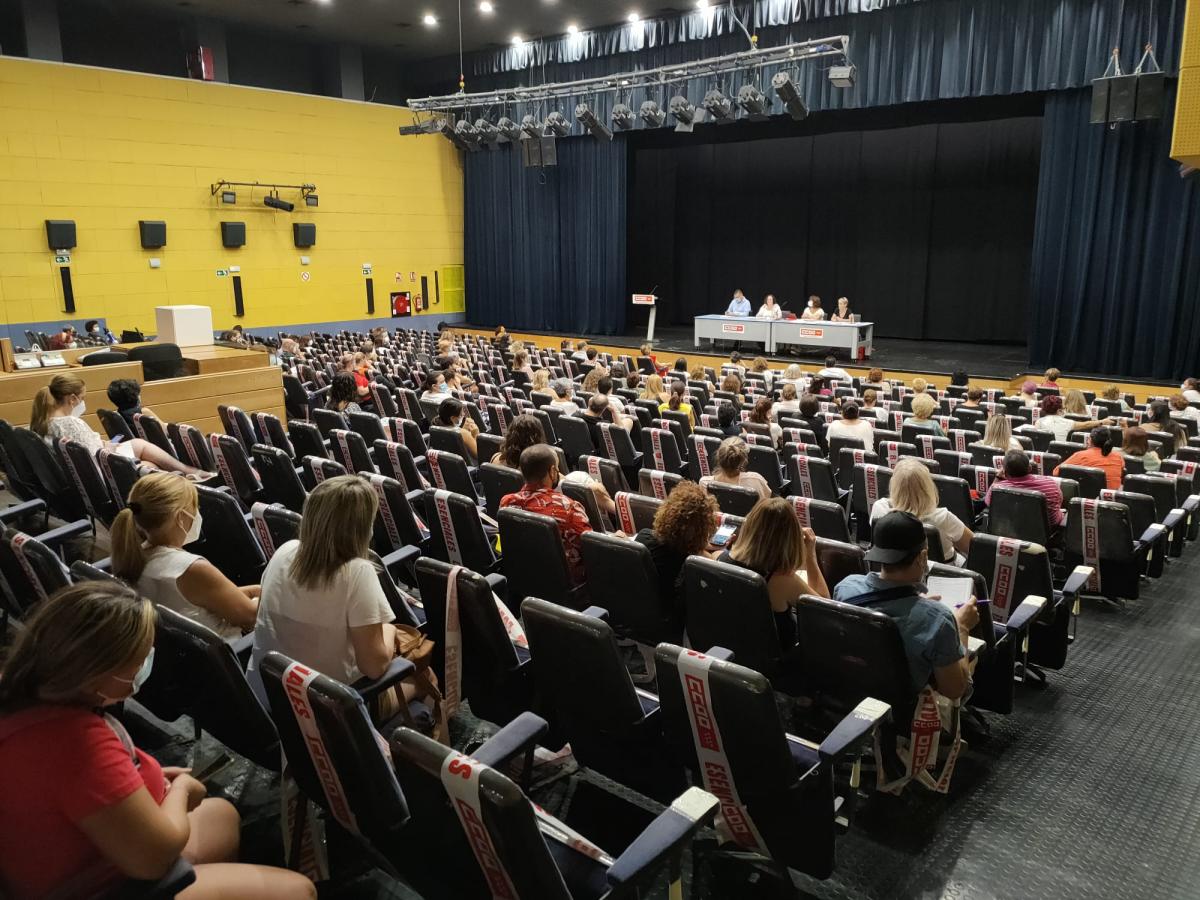 Asamblea responsables Sector Dependencia en el Auditorio Marcelino Camacho