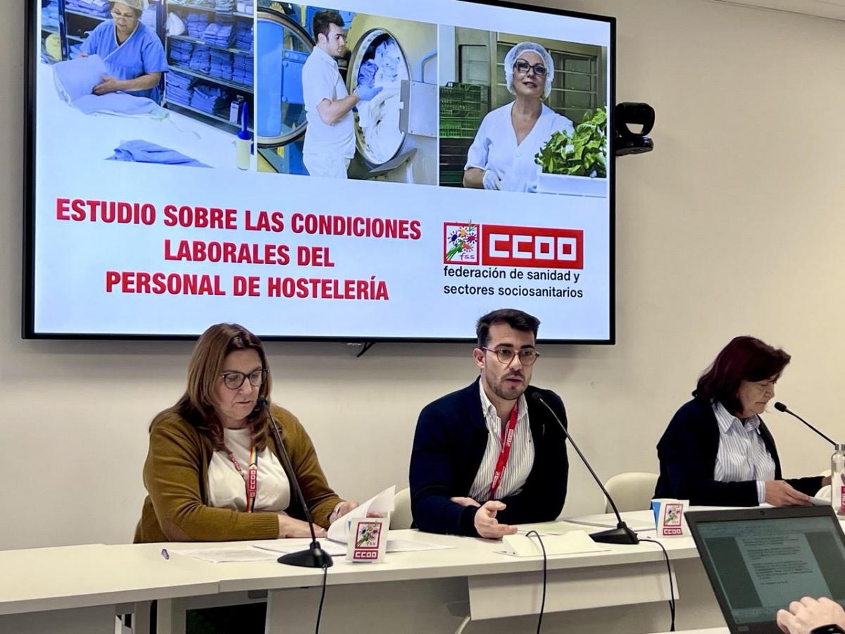 (De izq a dcha) Luca Garca, responsable rea de Polticas Transversales FSS-CCOO, lvaro Snchez, adjunto Accin Sindical FSS-CCOO, Rosa Cuadrado, responsable Accin Sindical FSS-CCOO.