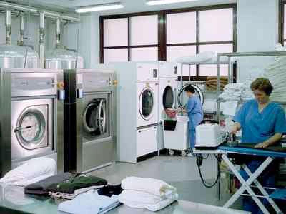 Enfermedad profesional por contagio de COVID a una auxiliar de lavandería