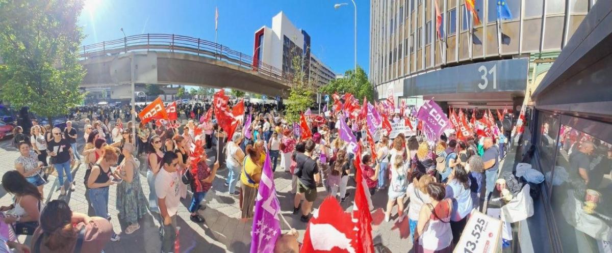 Concentración ante la Dirección del Mayor el 4 de junio