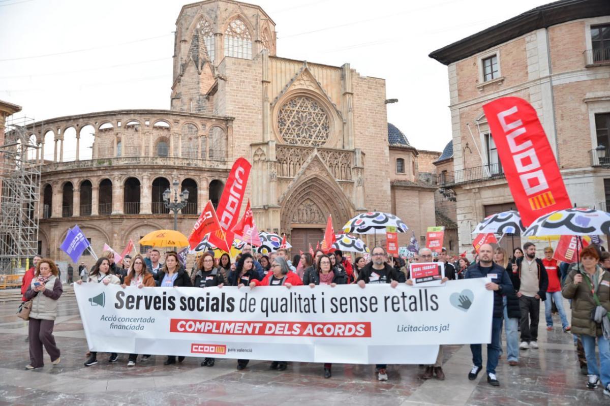 Manifestaci per uns serveis socials de qualitat i sense retallades