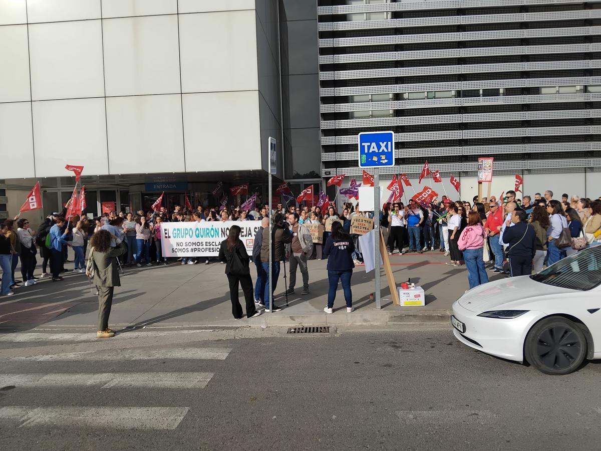 Momento de la huelga en el hospital Rey Juan Carlos