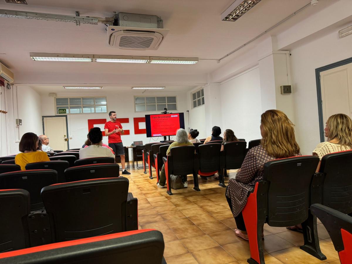 sesin informativa dirigida a trabajadores del Servicio Andaluz de Salud