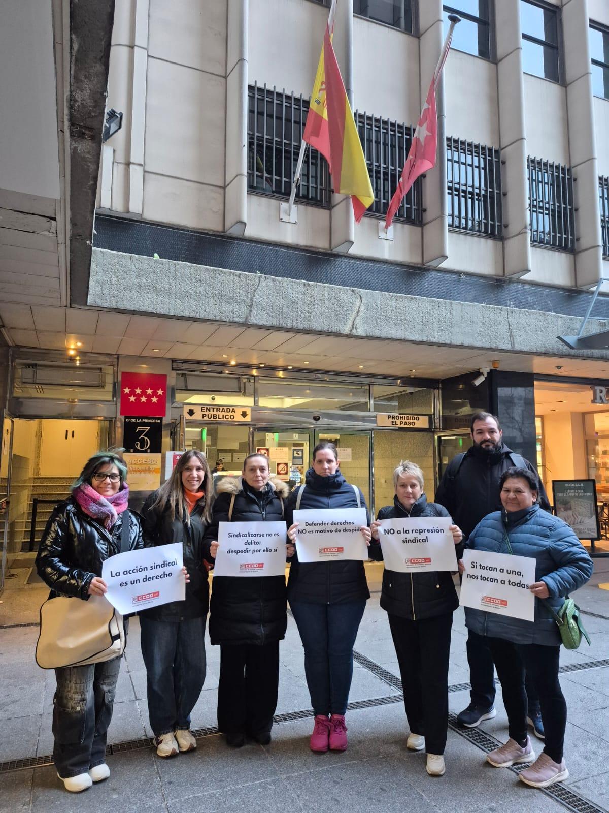 CCOO Sanidad Madrid acudió al acto de conciliación con las trabajadoras de NovoEscorial.