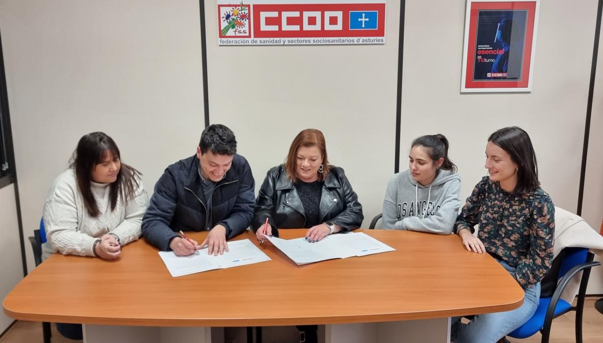 Firma acuerdo de colaboracin entre la FSS-CCOO de Asturias y AEIR-Asturias