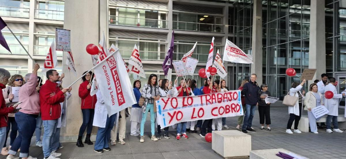 concentración profesionales afectados por el abono de los sábados