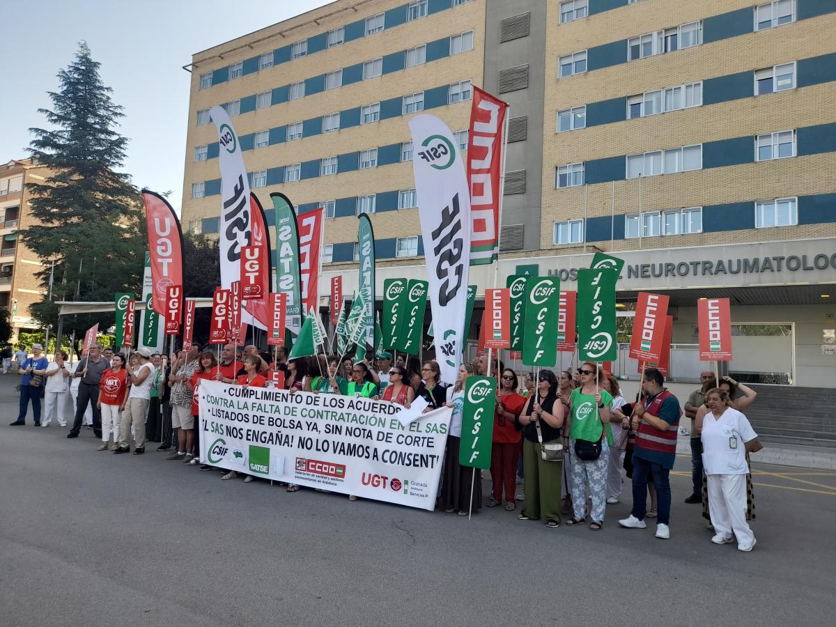 La protesta se ha desarrollado frente al Hospital de Traumatologia