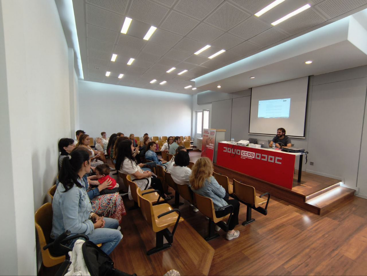 Asamblea provincial en Len para preparar la negociacin del prximo convenio colectivo de dependencia.