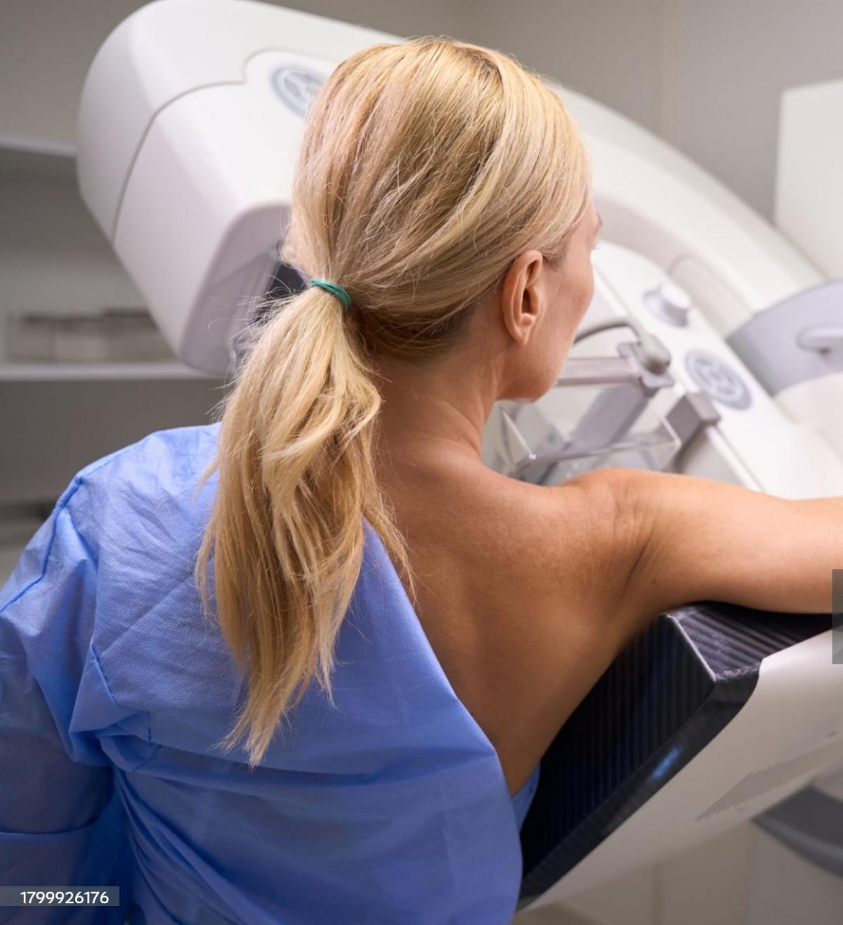 Desde CCOO denunciamos que el Hospital de Jerez recorta personal encargado de realizar las mamografías además de llevar a cabo una política discriminatoria por razón de sexo en los profesionales técnicos especialistas que la llevan a cabo