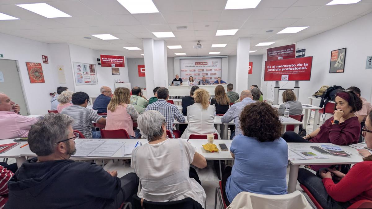 Jornadas en la sede de CCOO en Mérida