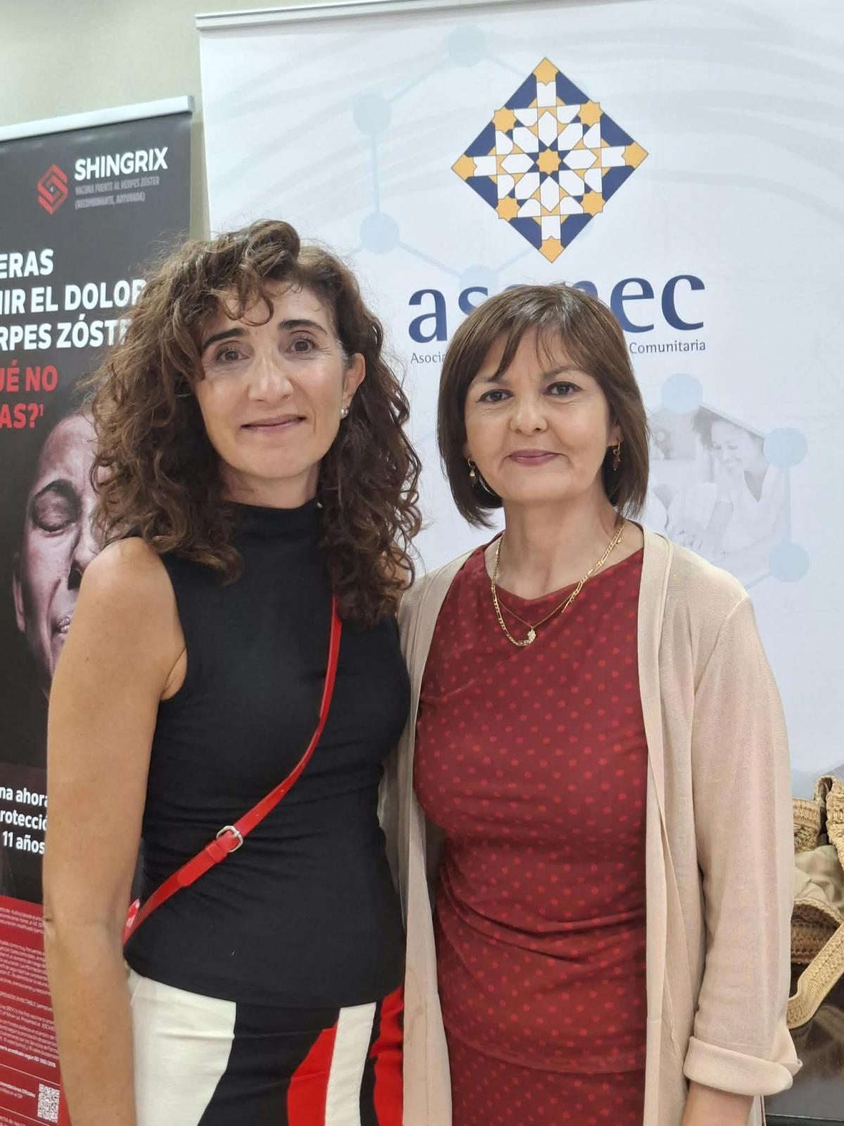 Mª Ángeles Carranza y Eva Almán, de Asanec, de izquierda a derecha.