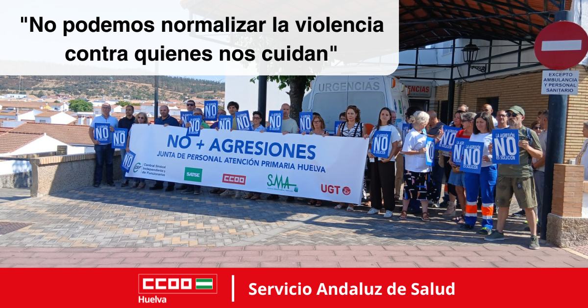 Imagen de la concentración de hoy en el Centro de salud de Villanueva de los Castillejos, para rechazar un nuevo episodio de violencia.